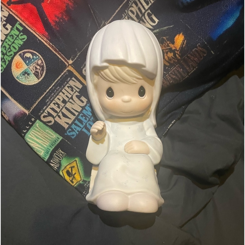 Precious Moments O Come Let Us Adore Him 9" Nativity Mary